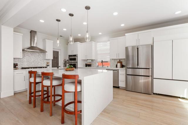 1438 Dolphin Court, San Marcos CA: https://media.crmls.org/mediaz/3e77b068-6376-47db-93b6-f9ad7133a69b.jpg