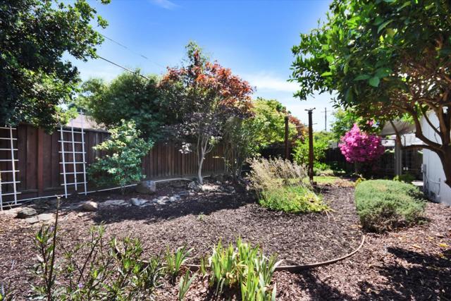 448 Kings Court, Campbell CA: https://media.crmls.org/mediaz/3e77d6fd-ca1c-4332-8149-c64a1771d5f6.jpg