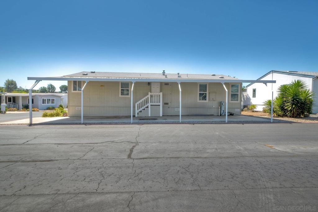 MLS #250038113SD image #26