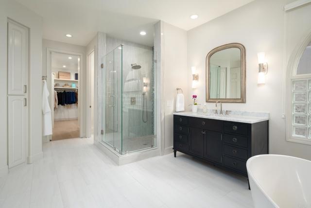 15491 Pimlico Corte, Rancho Santa Fe CA: https://media.crmls.org/mediaz/3e78d5b8-643a-4215-9214-634da8310653.jpg