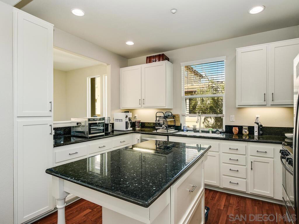 MLS #250039067SD image #6