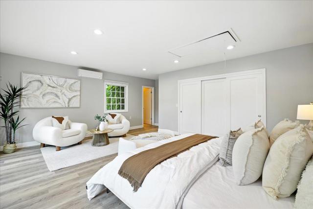 162 Del Monte Avenue, Los Altos CA: https://media.crmls.org/mediaz/3e7c4e0b-bde3-46d3-ac4e-36499040e700.jpg