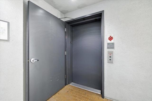 10745 N De Anza Boulevard, Cupertino CA: https://media.crmls.org/mediaz/3e7ccc47-7389-4521-85df-b41c6526b126.jpg