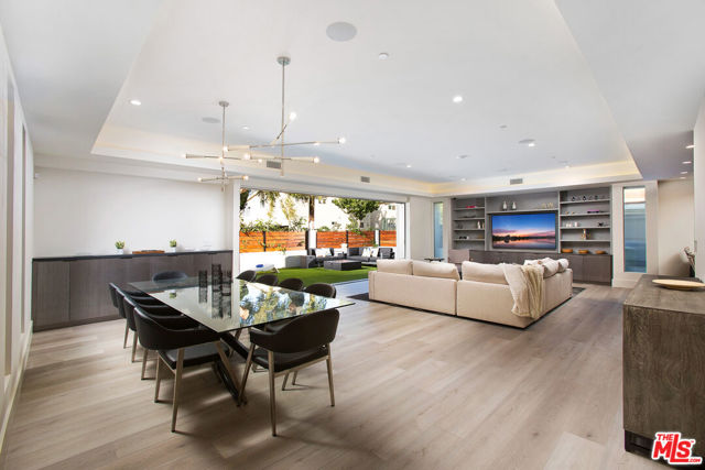 6066 Saturn Street, Los Angeles CA: https://media.crmls.org/mediaz/3e7e8c25-0923-4128-a0ed-e57f12c97fc2.jpg