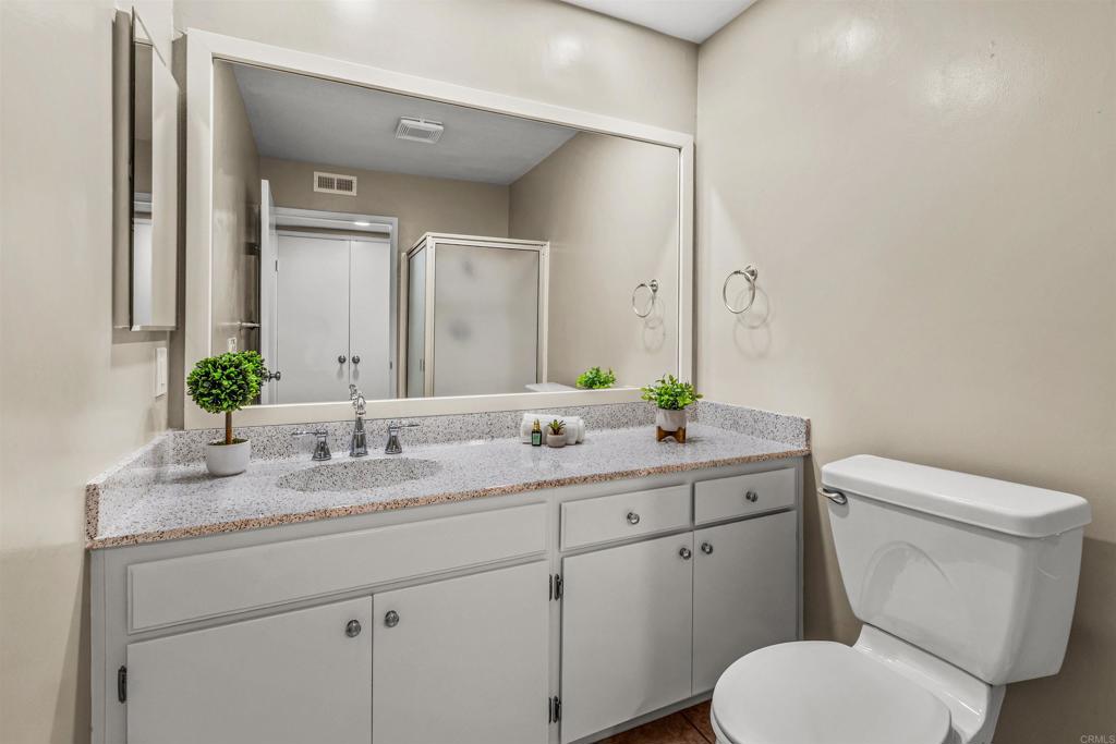 17627 Pomerado Rd - photo 16