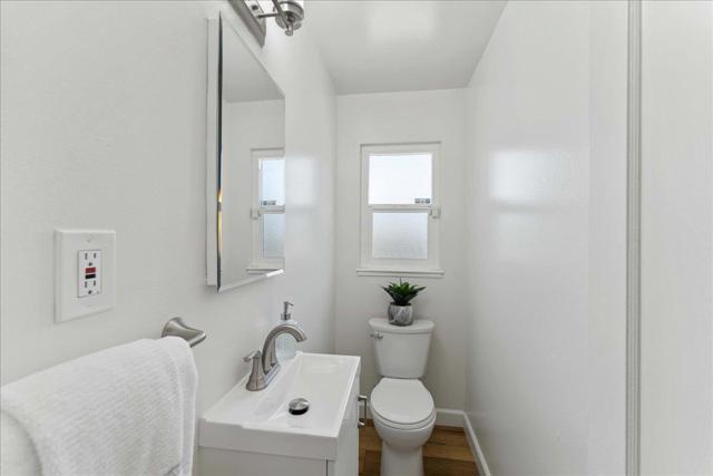 323 N Cypress Avenue, Santa Clara CA: https://media.crmls.org/mediaz/3e8009fa-6aa7-492d-8c19-4a3c22149e47.jpg