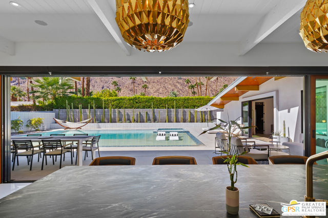 1189 N Rose Avenue, Palm Springs CA: https://media.crmls.org/mediaz/3e829d95-9d7b-4583-9779-79ba9cf69ce6.jpg