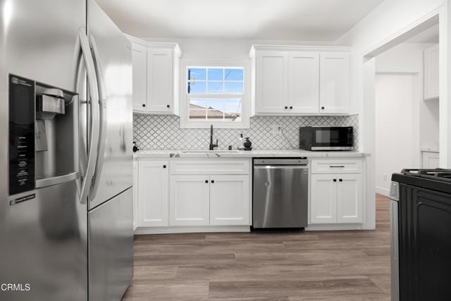 7637 Radford Avenue, North Hollywood CA: https://media.crmls.org/mediaz/3e830e0a-606d-4b36-b87e-0bfd20212d54.jpg