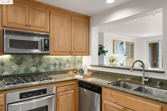 1800 Alma, Walnut Creek CA: https://media.crmls.org/mediaz/3e8350fc-ea7d-4e66-b1dd-1ca6ed177946.jpg