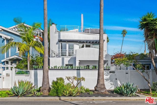 2332 Ocean Avenue photo 1