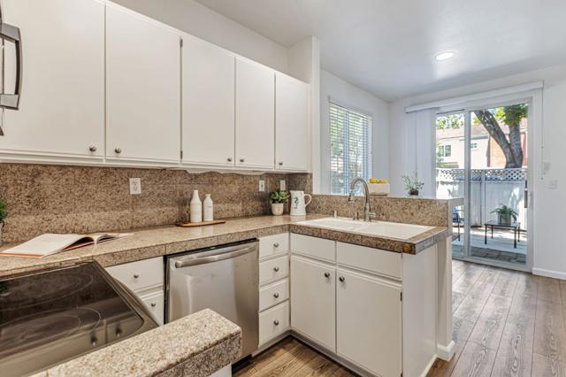 55 Carnegie Square, San Jose CA: https://media.crmls.org/mediaz/3e83eb57-4877-42b1-a13e-124185675eb9.jpg