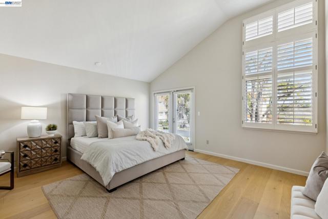 Image 31 of 60 For 674 Crystal Ct