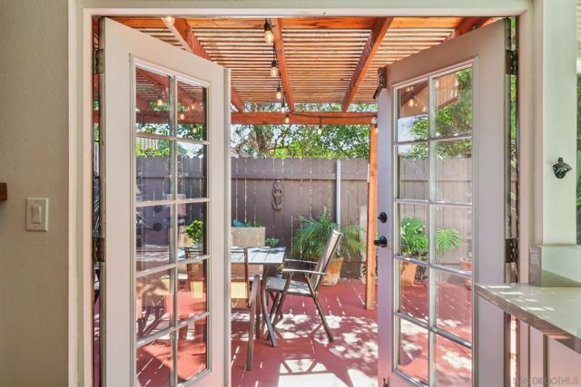 3069 Plaza Natalia, Bonita CA: https://media.crmls.org/mediaz/3e845e0a-2ab6-4a93-a208-e2c5522db4ae.jpg