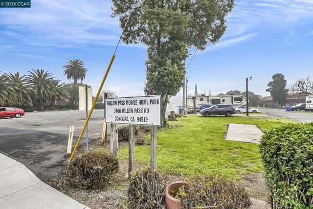 Image 23 of 25 For 3466 Willow Pass Rd