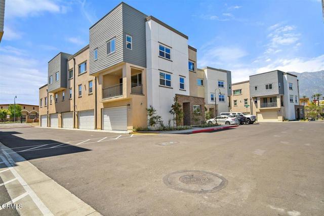 Detail Gallery Image 26 of 27 For 723 Heritage Ln, Upland,  CA 91784 - 2 Beds | 3/1 Baths