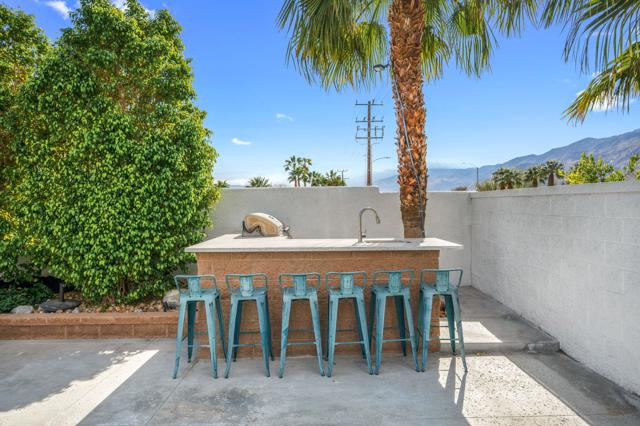 2932 N Sunrise Way, Palm Springs CA: https://media.crmls.org/mediaz/3e85943c-6579-40cd-b727-8dcad3afed34.jpg