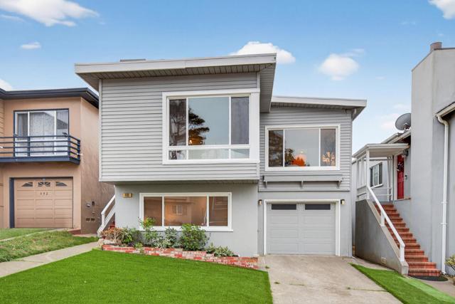 490 Westmoor Avenue, Daly City CA: https://media.crmls.org/mediaz/3e86108d-7aef-433e-bd7d-c1aa9d4ed2bb.jpg