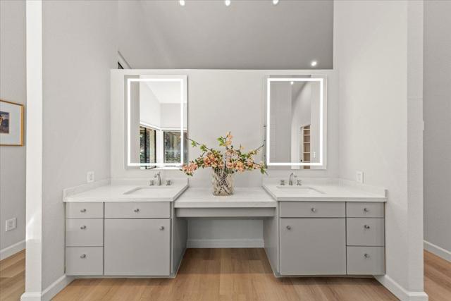 28140 Story Hill Lane, Los Altos Hills CA: https://media.crmls.org/mediaz/3e8653b5-e071-483b-9d48-b984adae1dbe.jpg