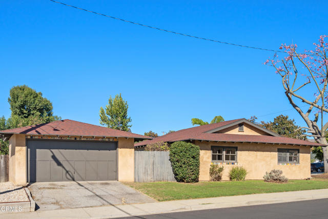 Detail Gallery Image 4 of 34 For 2572 Grove St, La Verne,  CA 91750 - 4 Beds | 2 Baths