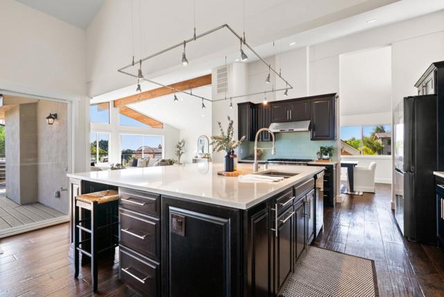 190 Driftwood Court, Aptos CA: https://media.crmls.org/mediaz/3e8666d5-c5af-4970-b807-f5f6f4edb6de.jpg