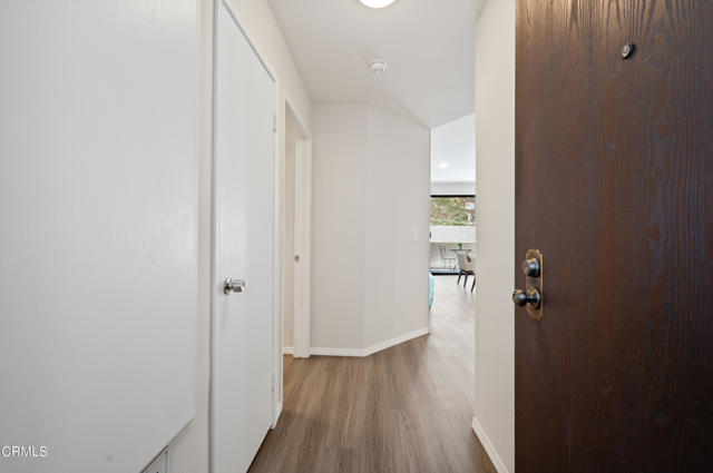 Detail Gallery Image 9 of 42 For 4280 via Arbolada #110,  Los Angeles,  CA 90042 - 1 Beds | 1 Baths