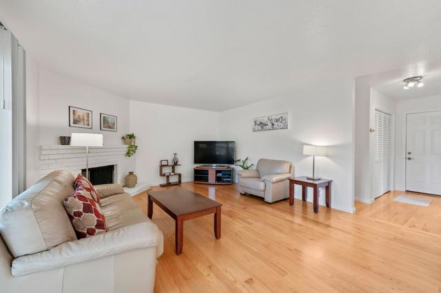 987 Lane Avenue, Mountain View CA: https://media.crmls.org/mediaz/3e88b771-c564-46f1-8ed8-835940190193.jpg