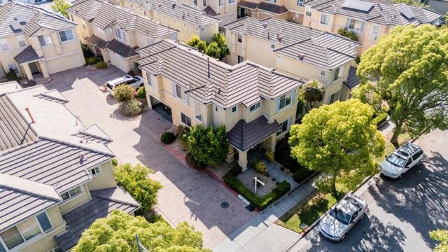 244 Water Chestnut Court, San Jose CA: https://media.crmls.org/mediaz/3e88db01-cf0f-4298-b2da-3fc6383aca13.jpg