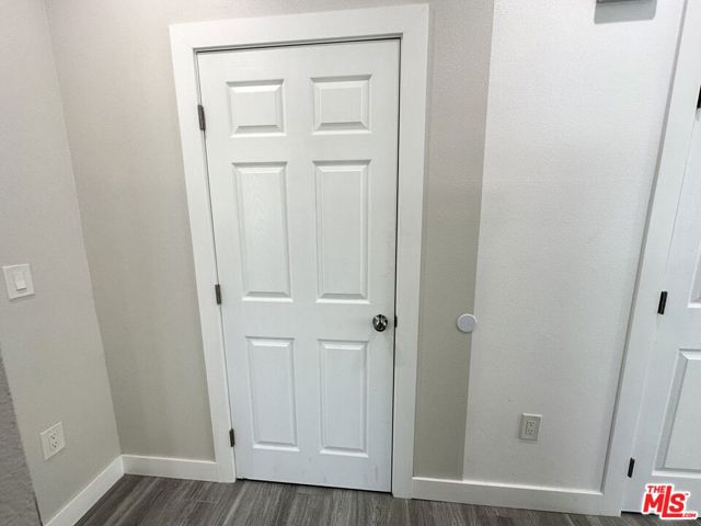 1123 Browning Boulevard, Los Angeles CA: https://media.crmls.org/mediaz/3e8a2177-c1cb-423b-9001-cea39f1849b7.jpg