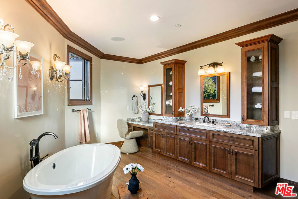 MLS #26854785 image #21