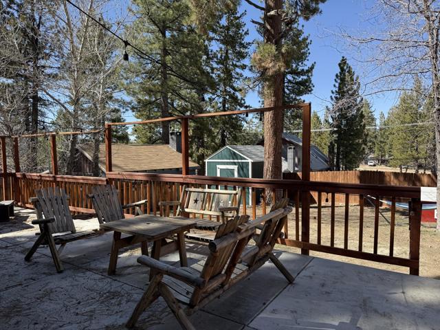 40110 Highland Road, Big Bear CA: https://media.crmls.org/mediaz/3e8b1226-028c-4833-aeca-35ef9211f092.jpg