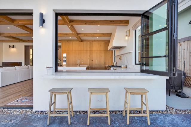 Detail Gallery Image 18 of 70 For 1305 Beachmont, Ventura,  CA 93001 - 4 Beds | 4 Baths