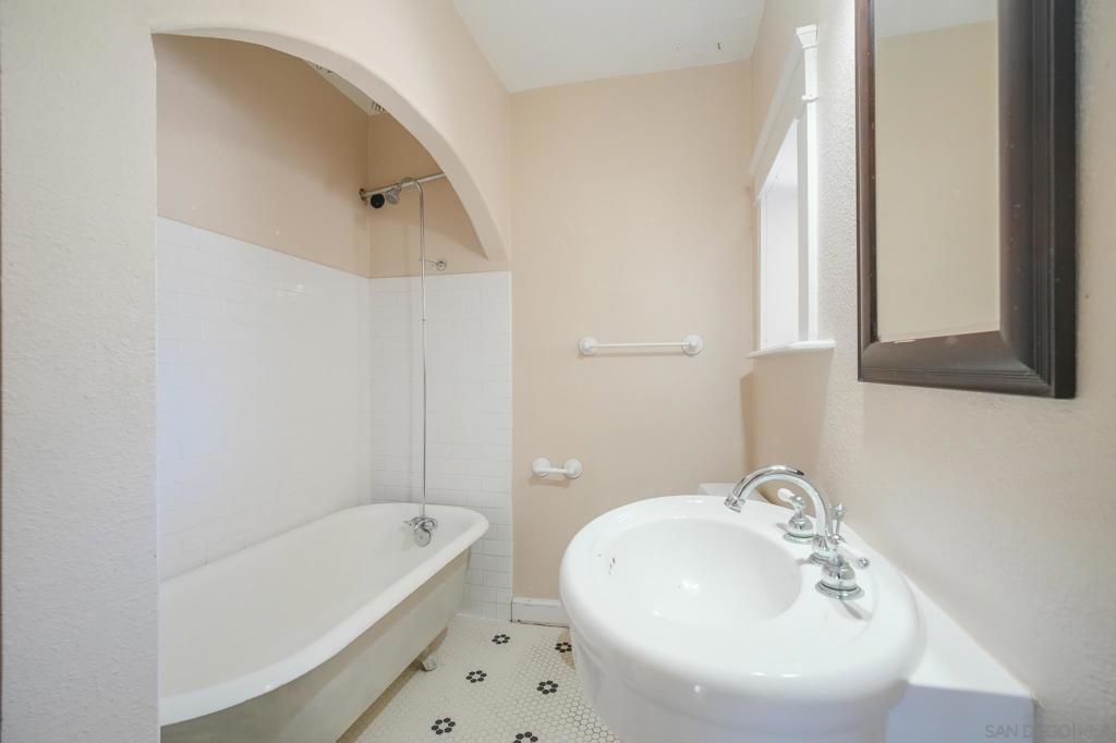 3622 Texas St - photo 11