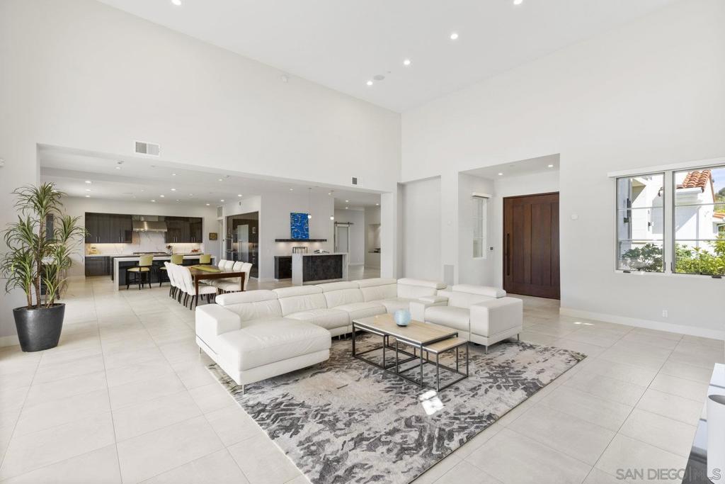 6370 Carmel View South - photo 8