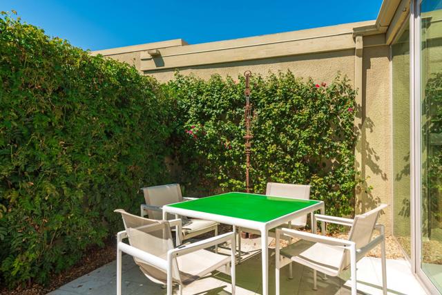70164 Frank Sinatra Drive, Rancho Mirage CA: https://media.crmls.org/mediaz/3e8dae0c-0fad-48c6-84cf-b956c622f829.jpg