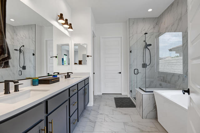 33 Magnum, Rancho Mirage, CA 92270