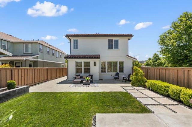 17920 Stoney Creek Way, Morgan Hill CA: https://media.crmls.org/mediaz/3e8dea56-1ae3-4cc6-b2f3-03551f2e5228.jpg