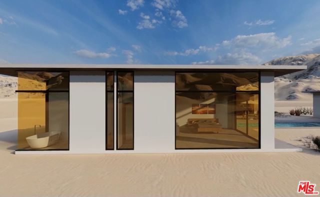 62775 Sullivan Road, Joshua Tree CA: https://media.crmls.org/mediaz/3e8ee571-f193-4f3b-9419-9e48a16b458d.jpg
