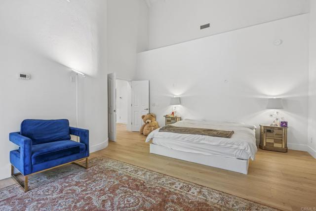 1176 LA SOMBRA Drive, San Marcos CA: https://media.crmls.org/mediaz/3e9047f3-ed66-4296-8bc1-471f4f7b7530.jpg