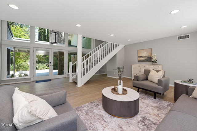 1253 Willsbrook Court, Westlake Village CA: https://media.crmls.org/mediaz/3e9053dd-8898-4399-ad3d-51a8baa37981.jpg