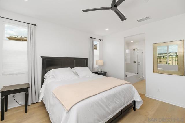 32082 Sedge Way, Temecula CA: https://media.crmls.org/mediaz/3e925871-e0c2-4031-987c-511c5739cd86.jpg