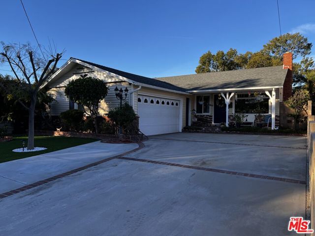 7651 Delia Ave, Sun Valley, CA 91352