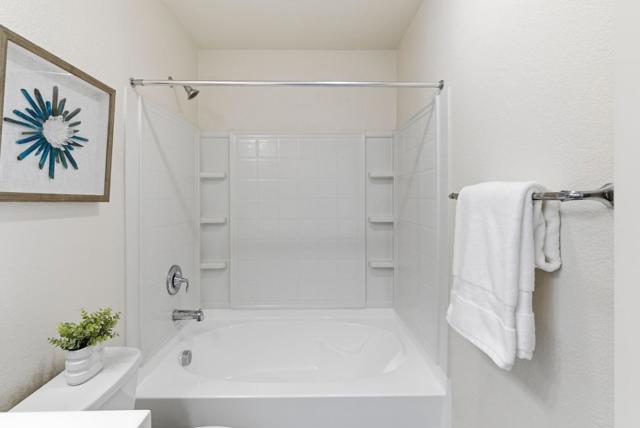 24548 Autumn Mist Way, Hayward CA: https://media.crmls.org/mediaz/3e93b15e-3b92-4dd6-b7cc-5104c6ccf624.jpg