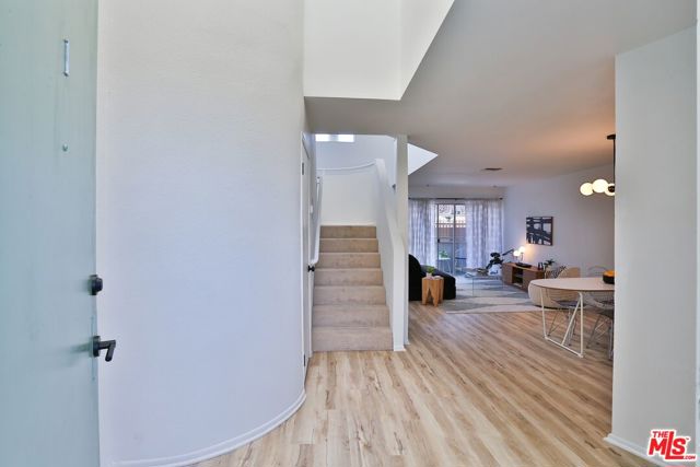 6036 Hazelhurst Place, I photo 2