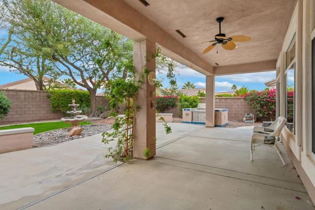 35370 Flute Avenue, Palm Desert CA: https://media.crmls.org/mediaz/3e948ec5-b1de-4247-9199-fb458840f6c1.jpg