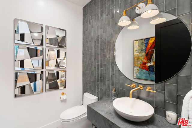 1919 Pinehurst Road, Los Angeles CA: https://media.crmls.org/mediaz/3e95d261-74f0-4516-ac51-1917c41591d2.jpg