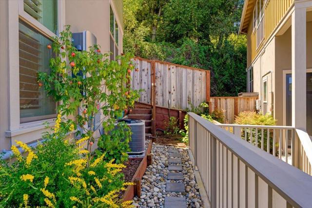 912 Lundy Lane, Scotts Valley CA: https://media.crmls.org/mediaz/3e961618-56bc-44e7-8370-ef94dcb038fc.jpg