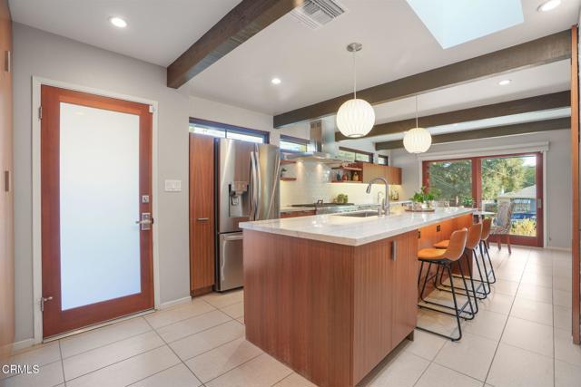 Detail Gallery Image 12 of 45 For 1025 Nithsdale Rd, Pasadena,  CA 91105 - 4 Beds | 3 Baths