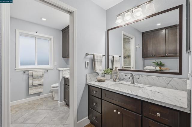 1963 Windward Pt, Discovery Bay CA: https://media.crmls.org/mediaz/3e96a051-7fd7-4ab2-a694-1b10b4827bc5.jpg