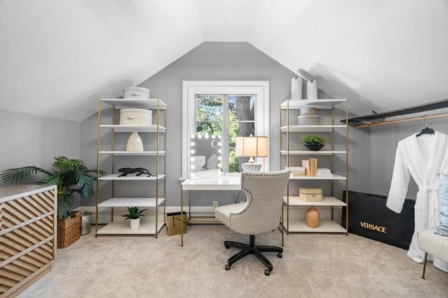 19050 Camino Barco, Saratoga CA: https://media.crmls.org/mediaz/3e96d4db-0c01-4483-a8a8-426ef96f3772.jpg