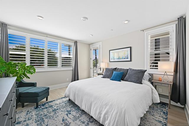 3955 Shasta St, San Diego CA: https://media.crmls.org/mediaz/3e995877-5f6c-4827-8a04-365a32765936.jpg